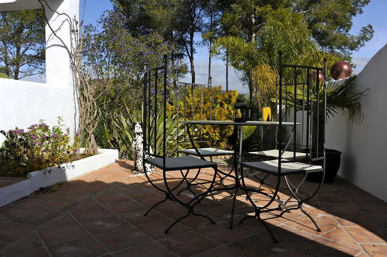 Barros De Luna Guest House Coin