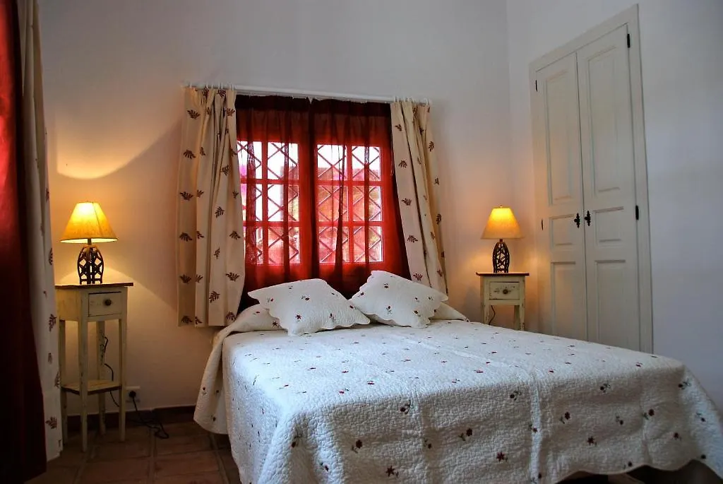 Barros De Luna Guest House Coin 0*,  Spain